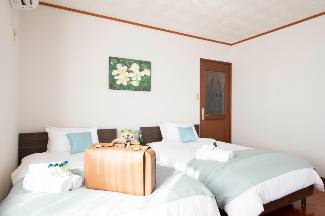 Miyakojima White House Villa Екстериор снимка