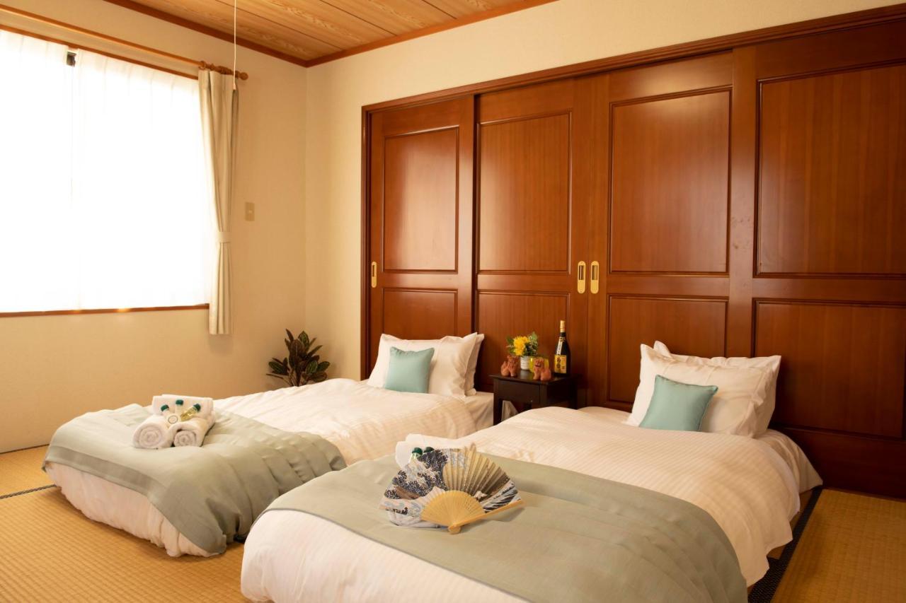 Miyakojima White House Villa Екстериор снимка